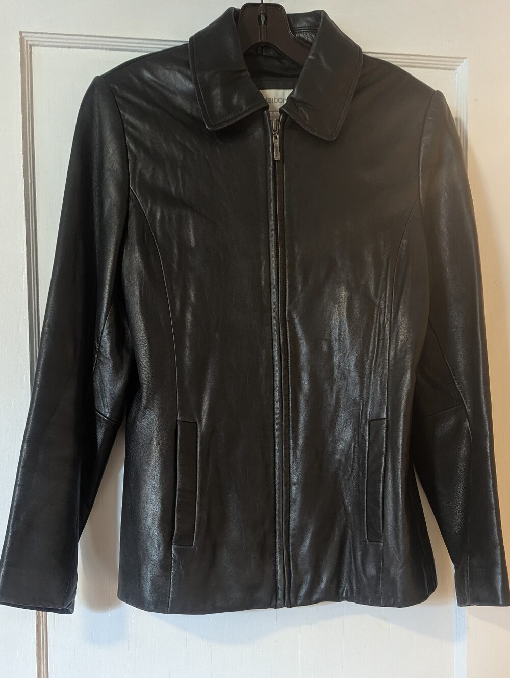 Liz Claiborne Womens  Black Soft Leather Zip Front Jacket With 2 Pockets. Size S